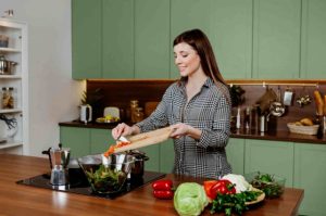 Essential Time-Saving Tips for Cooking on High-Performance Gas Cooktops During the Holidays